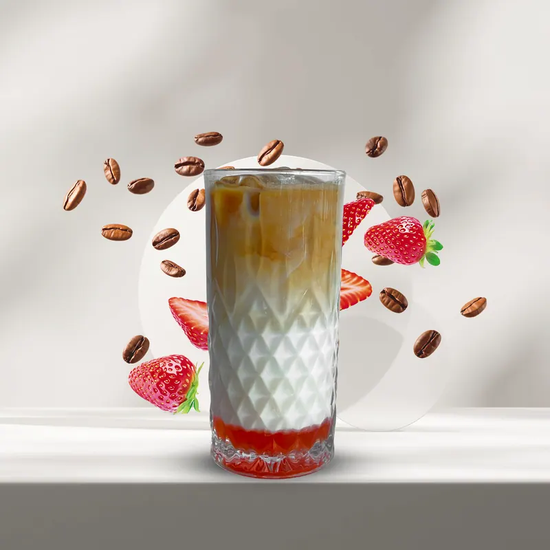 ICED ÇİLEK LATTE