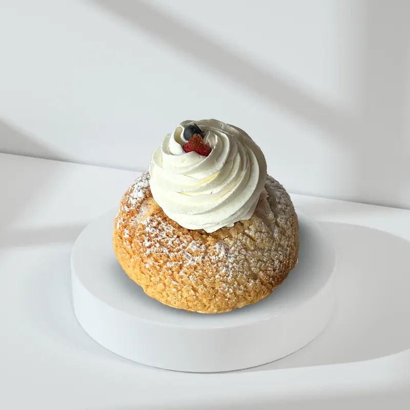 CREAM PUFF
